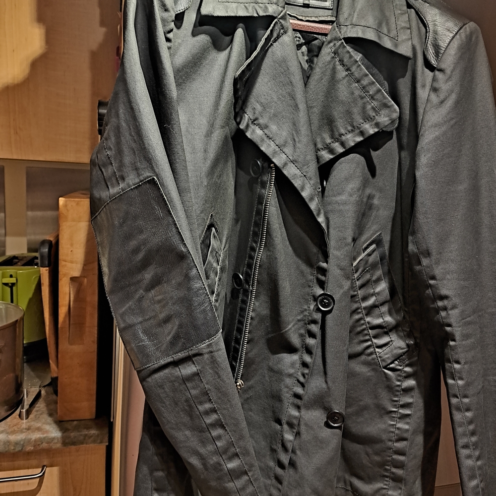 RUDSAK Black Jacket with Classic Collar - Picture 2 of 9
